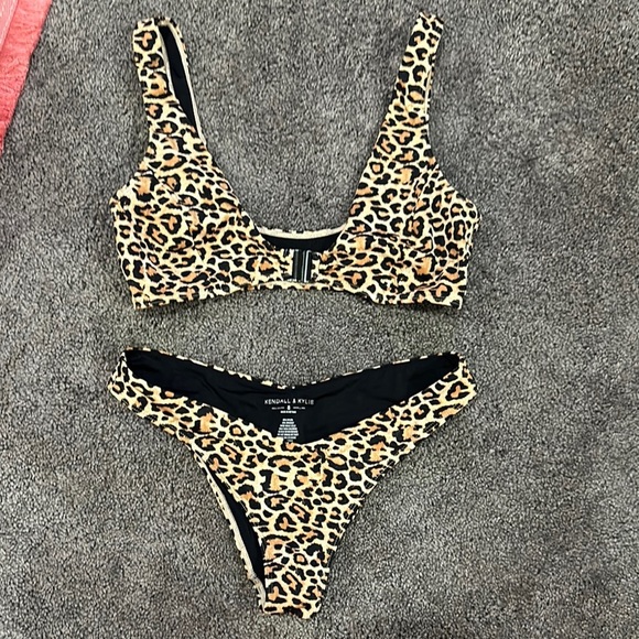 Leopard Print Bikini Set - Picture 1 of 4